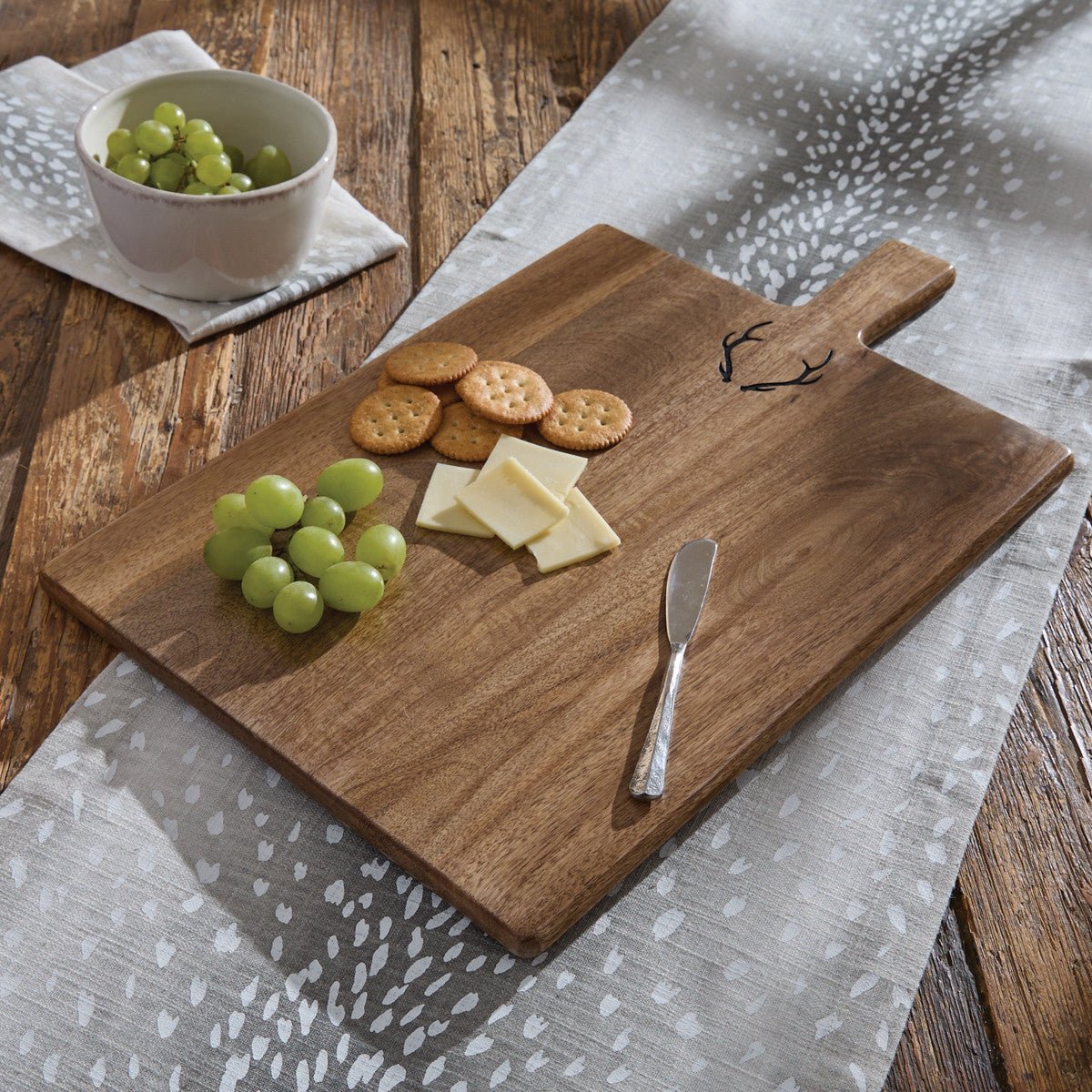Antler Rectangle Charcuterie Board - Ozark Cabin Décor, LLC