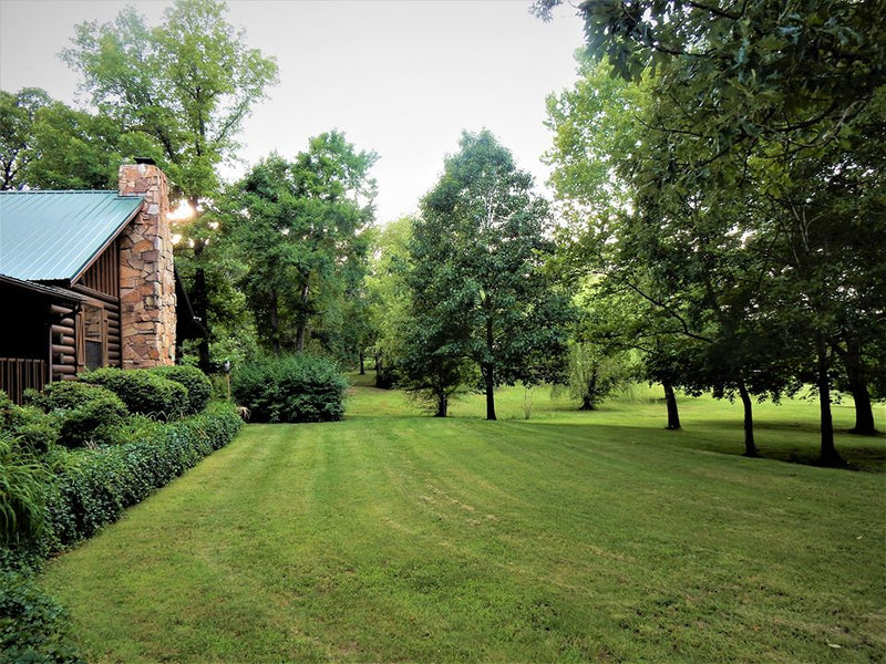 Living Our Log Home Dream In The Beautiful Ozark Mountains - Ozark Cabin Décor, LLC