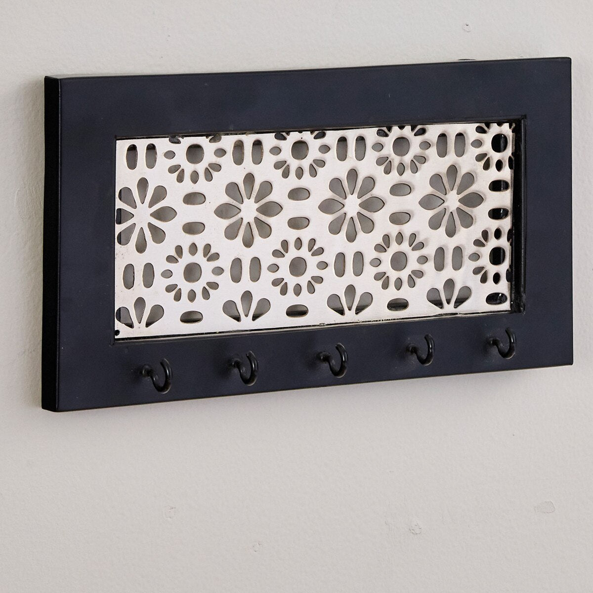 Petals Key Hook - Ozark Cabin Décor, LLC