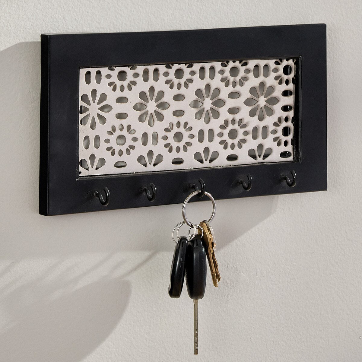 Petals Key Hook - Ozark Cabin Décor, LLC