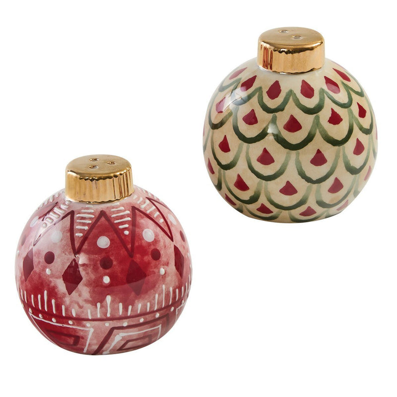 Winter Moment Salt & Pepper Set - Ozark Cabin Décor, LLC