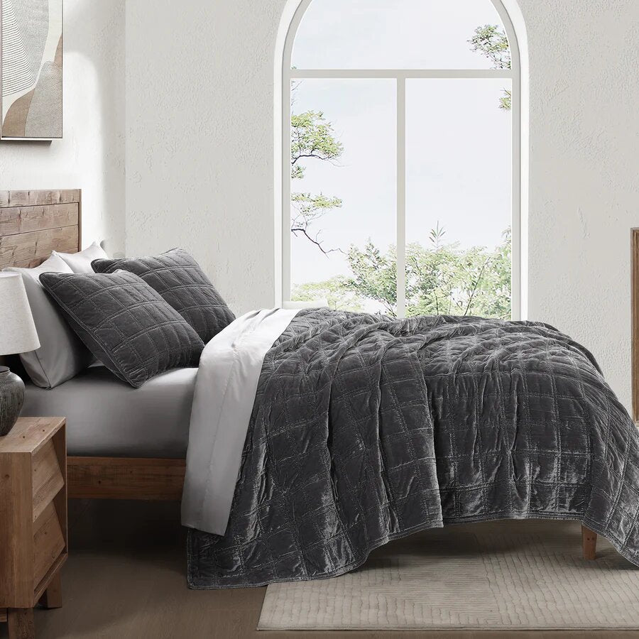 Stella Faux Silk Velvet Double Box Stitch Quilt Set - Thumbnail 3