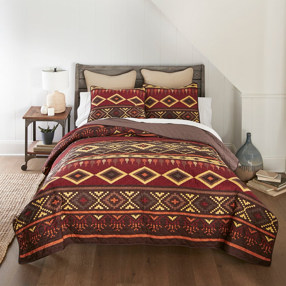 Western Tapestry 3-Piece Reversible Quilt Set - Thumbnail 2