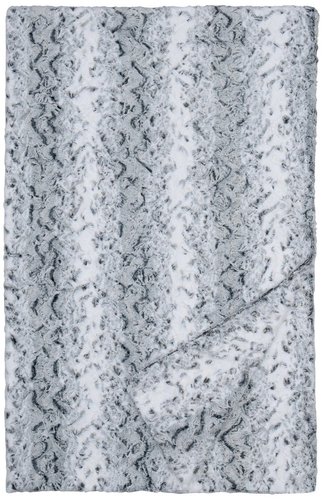 Snow Owl Cuddle Fur Throw - Ozark Cabin Décor, LLC