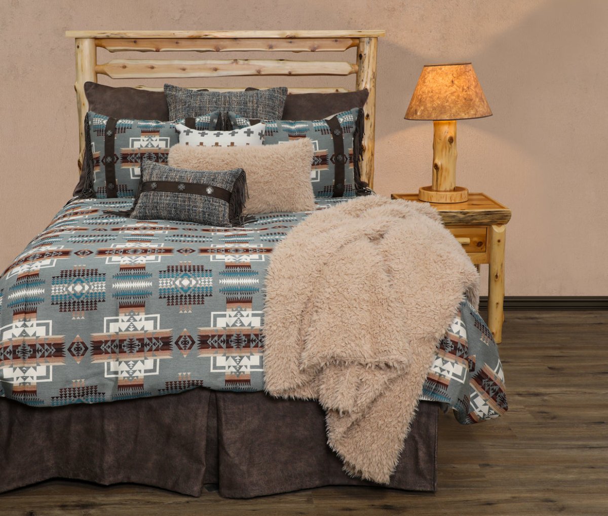 Chief Joseph Luxury Duvet Cover Set - Thumbnail 2