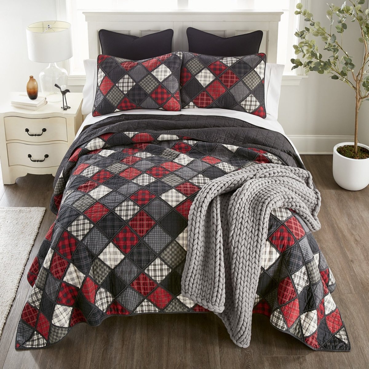 Lumberjack Cotton Pieced Quilt Set - King - Ozark Cabin Décor, LLC