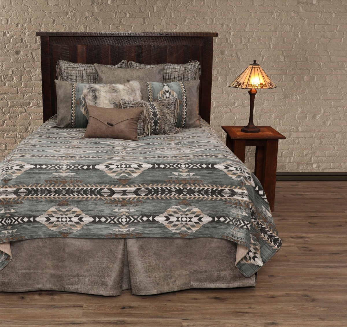 Spearhead Dusk Luxury Coverlet Set
