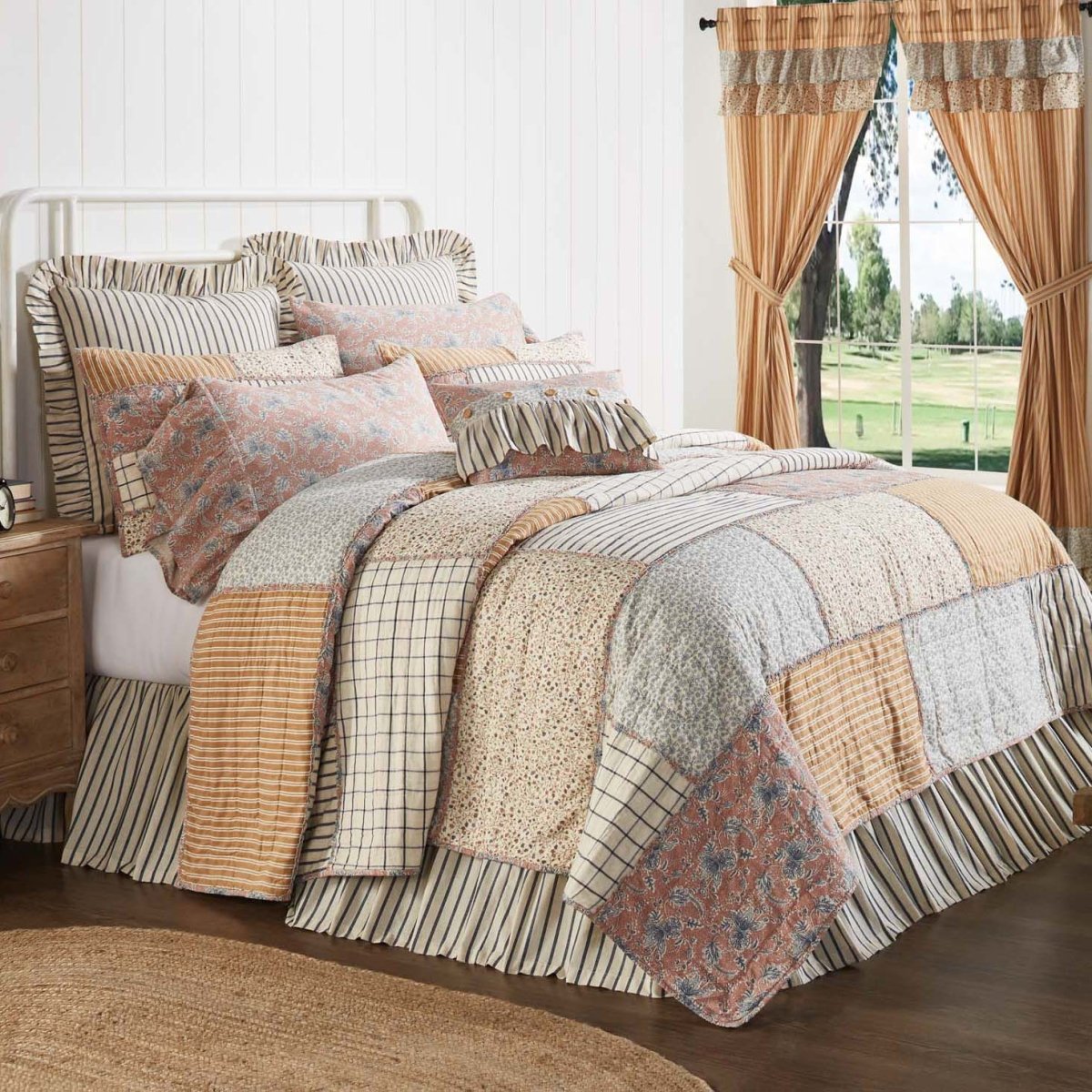 Kaila Patchwork Quilt - Twin - Ozark Cabin Décor, LLC