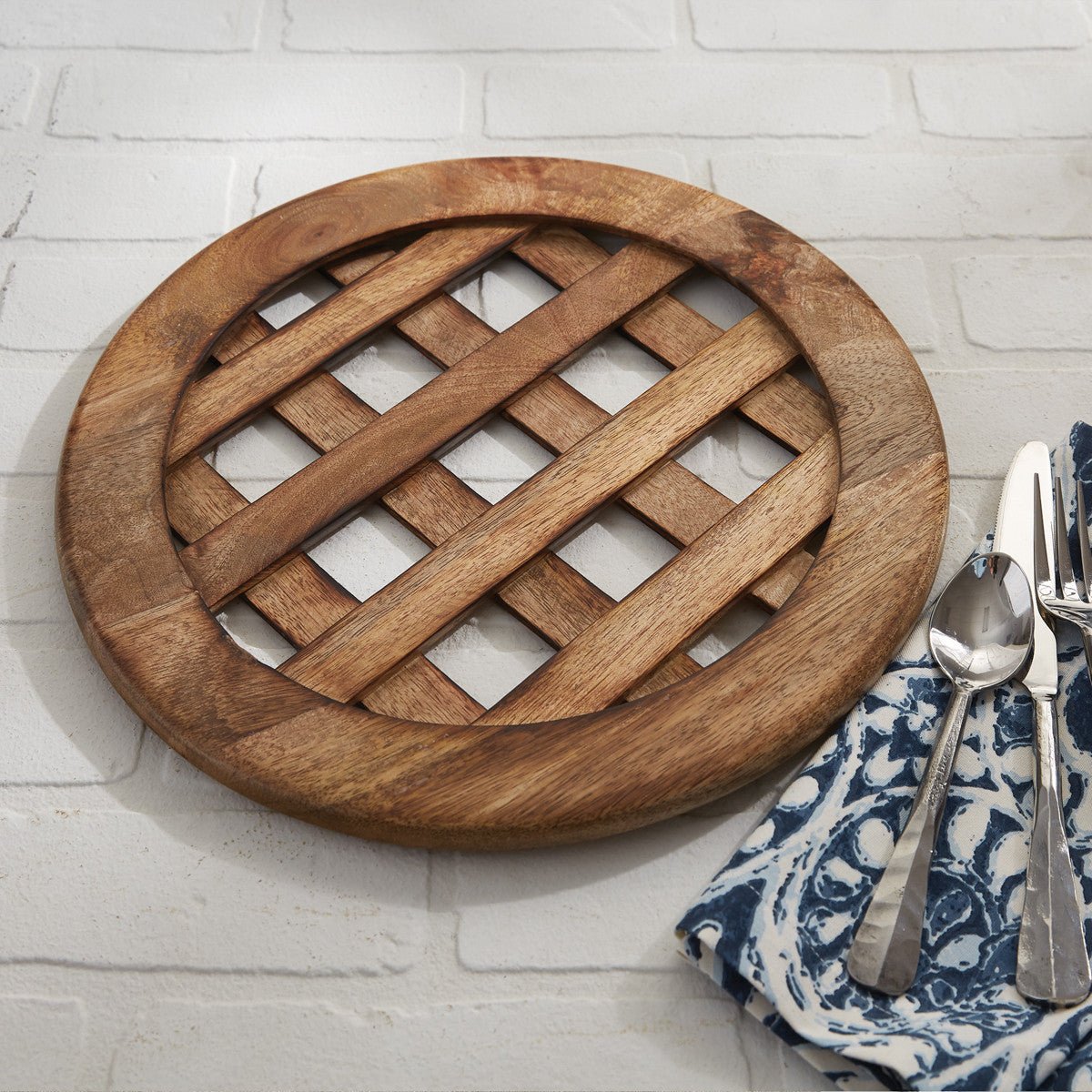 Wood Lattice Charger Plate - Ozark Cabin Décor, LLC