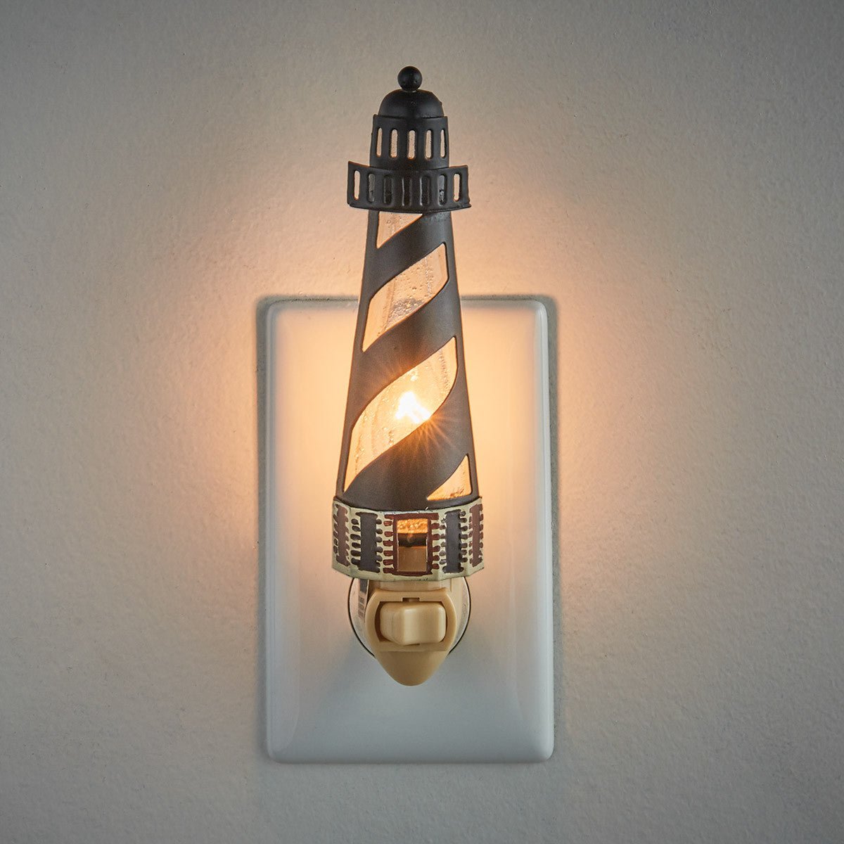 Cape Hatteras Night Light - Ozark Cabin Décor, LLC