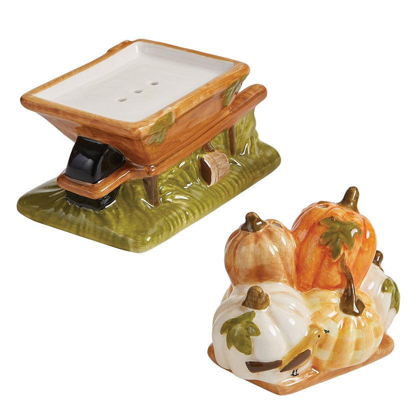 Punkin' Patch Salt & Pepper Shakers - Ozark Cabin Décor, LLC