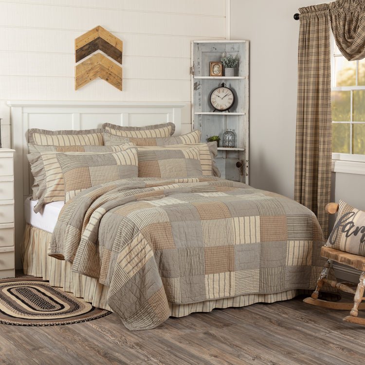 Sawyer Mill Charcoal 3 Pc Quilt Set - Thumbnail 2